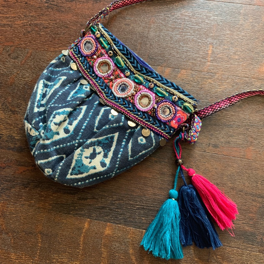 Christophe Sauvat beaded Domi pouch
